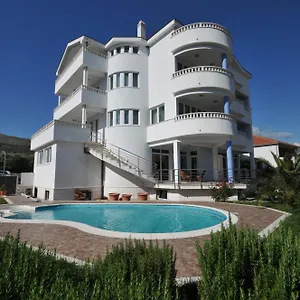 Lida Apartamento
